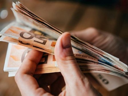 ΔΥΠΑ: Πληρωμές 157,75 εκατ. ευρώ τον Ιούλιο σε ανέργους, εργαζόμενους και γονείς
