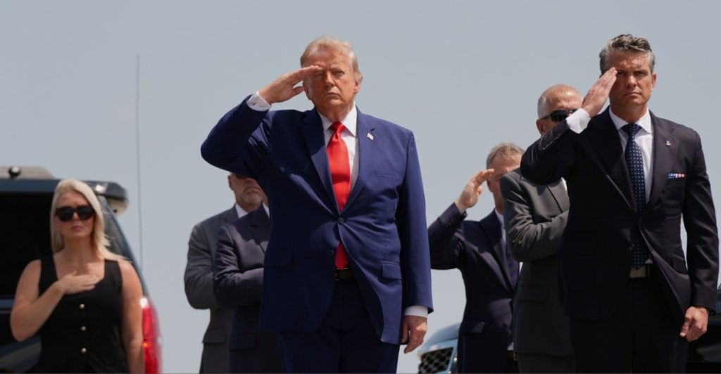 Διπλωματικός πόλεμος για τα Στενά του Ορμούζ: «Τελευταία ευκαιρία» βλέπει ο Τραμπ, «νέο ψέμα» απαντά η Τεχεράνη