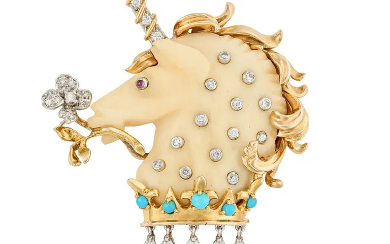 260811193608_Verdura-brooch-Front-copy-768×480
