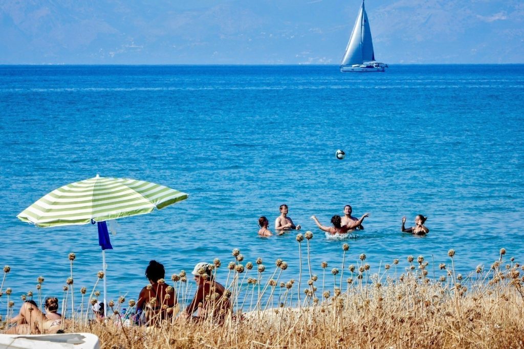 Τουρισμός για Όλους 2026 - 2027: Ανοιχτές οι αιτήσεις χωρίς περιορισμούς, δείτε το ύψος της επιδότησης