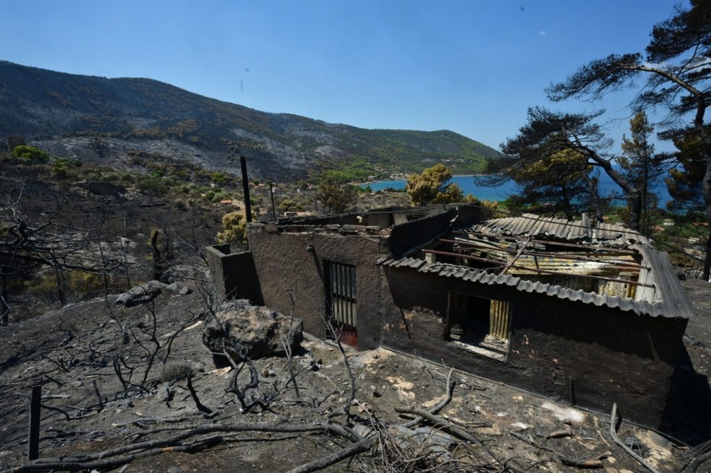 Πριν τις 15 Σεπτεμβρίου τα αντιδιαβρωτικά και τα πρώτα αντιπλημμυρικά έργα ύψους €1,5 εκατ. στις καμένες περιοχές της δυτικής Αττικής
