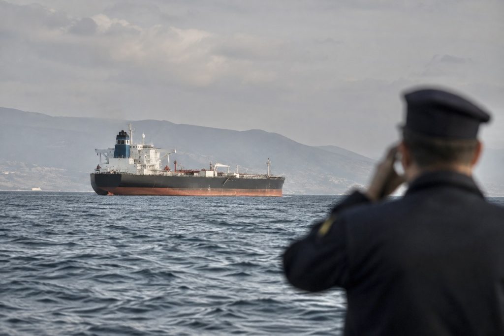 Η νέα απειλή της Ρωσίας: Από τον «σκιώδη στόλο» στις κατασχέσεις πλοίων - Που θα οδηγήσει