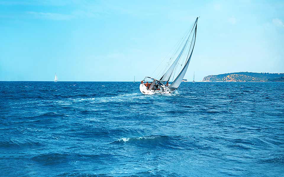 260813140647_shutterstock_1560176351