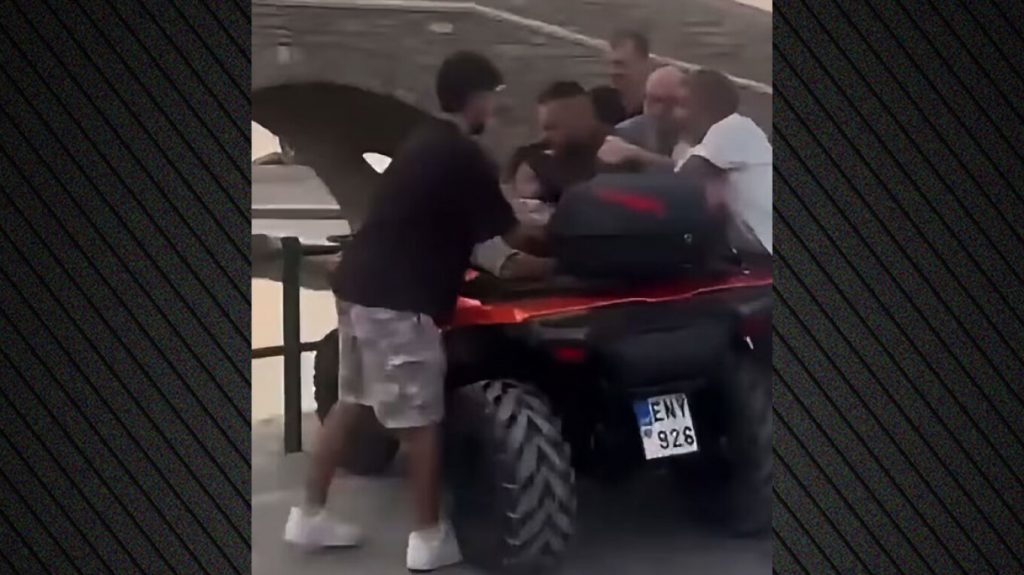 Πάρος: Τι λέει ο 71χρονος που ξυλοκοπήθηκε για μία θέση στάθμευσης - «Μου ζήτησε σαν βρεγμένη γάτα να αποσύρω τη μήνυση»