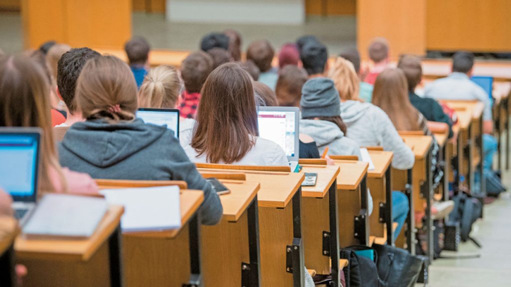 Μη κρατικά πανεπιστήμια: Τι αλλάζει μετά την απόφαση του ΣτΕ για τους φοιτητές και τα επτά νέα ιδρύματα