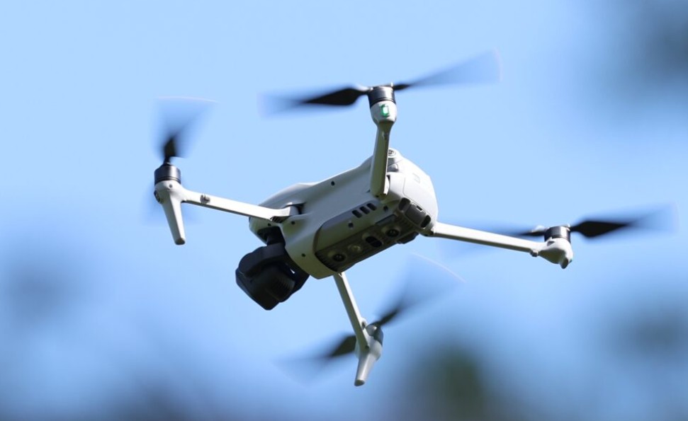 260821193641_drone