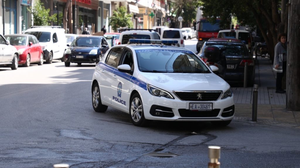 Συνελήφθη ο σύζυγος της παρουσιάστριας μετά την καταγγελία της για ενδοοικογενειακή βία