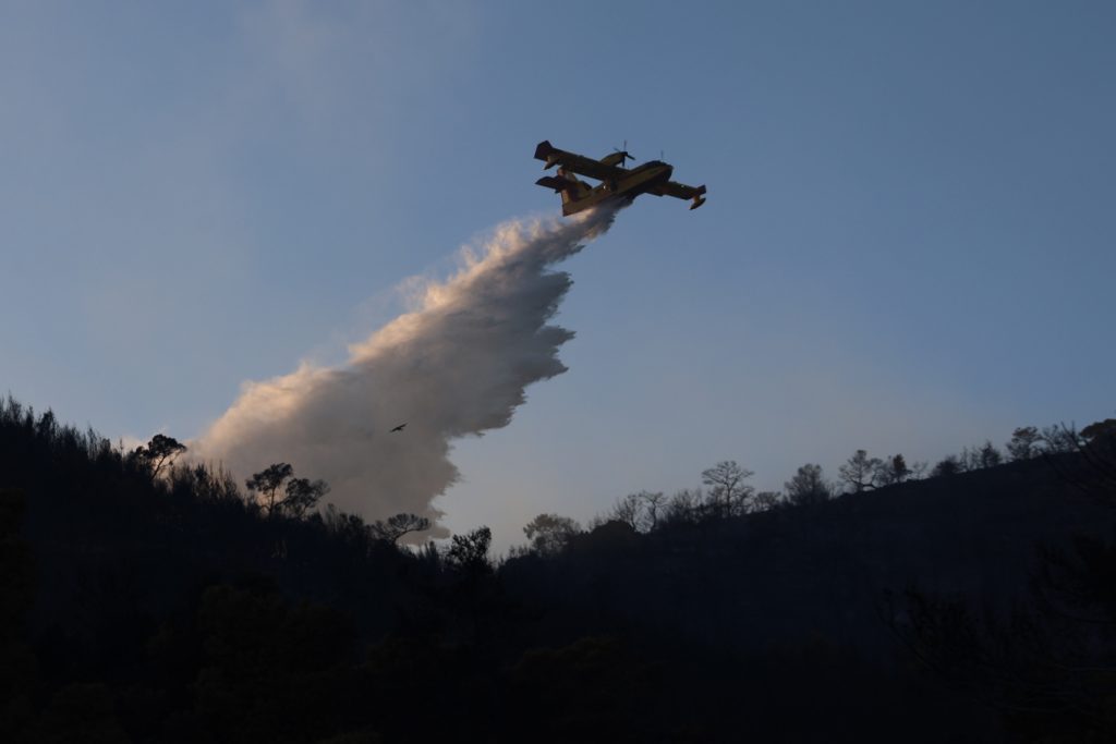 Πολύ υψηλός κίνδυνος πυρκαγιάς σήμερα σε Αττική, Εύβοια, Κρήτη και Αιγαίο - Ποιες περιοχές είναι στο «πορτοκαλί»