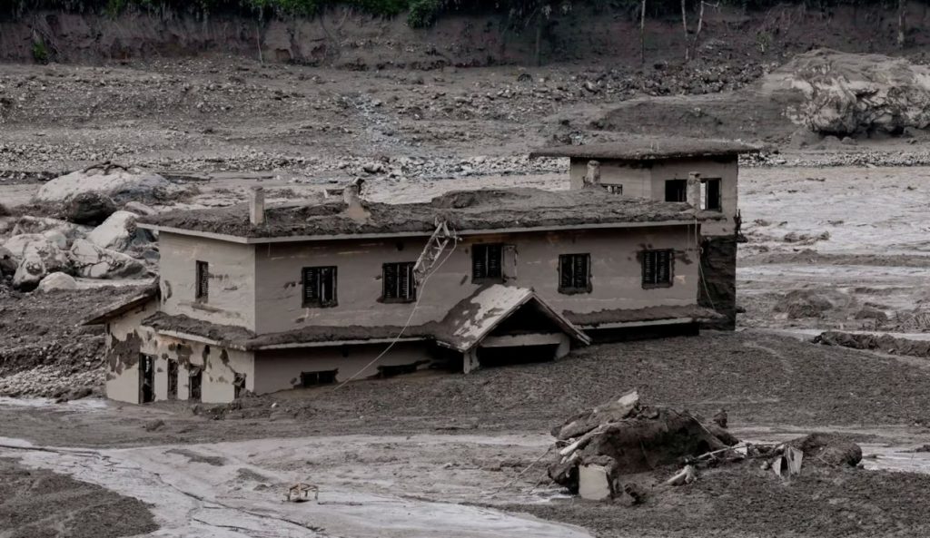 260827194013_nepal1
