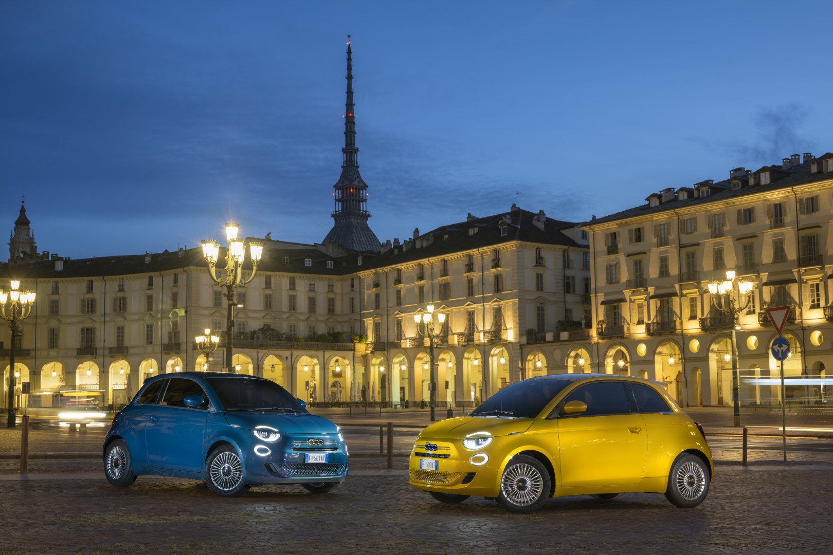 Fiat 500 Hybrid: Διαθέσιμο με τιμή από 18.990 ευρώ και 8 χρόνια εγγύηση