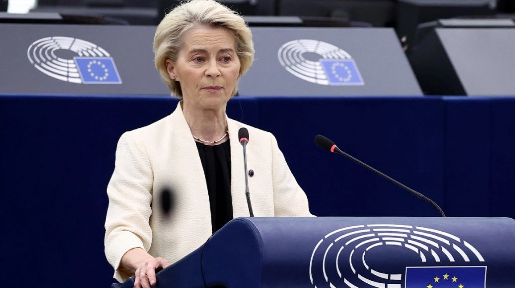 Politico: Το σχέδιο της φον ντερ Λάιεν για να φέρει τον Καναδά στη σφαίρα επιρροής της Ευρώπης - Οι «πρωτοφανείς» συμφωνίες που συζητιούνται