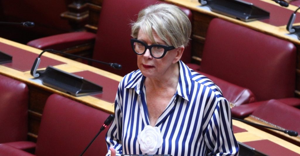 Έλενα Ακρίτα: Δεν εξελέγη αντιπρόεδρος της Βουλής - 169 βουλευτές ψήφισαν «παρών»
