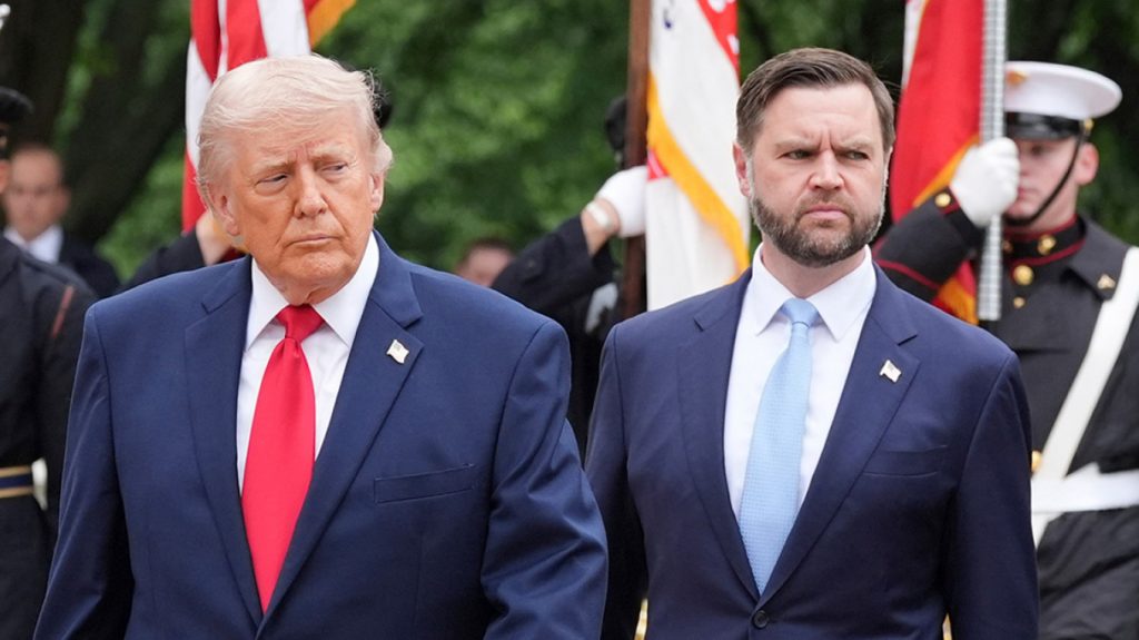 260904054338_xrwma-trump-jd-vance