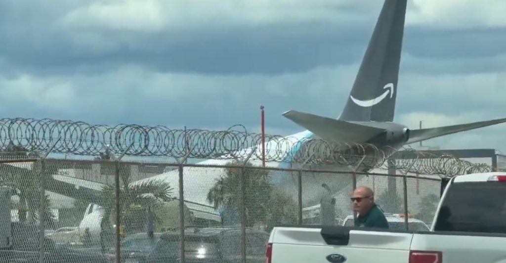 260907061047_maketa-boeing-miami