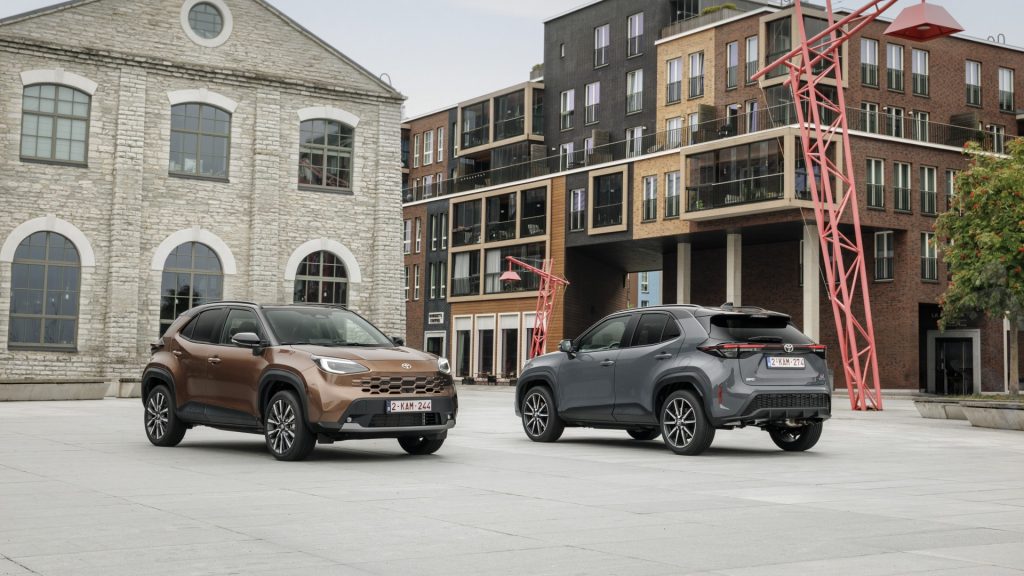 Toyota Yaris Cross: Μια βόλτα στη «Χώρα των Θαυμάτων» με το best-seller της ελληνικής αγοράς