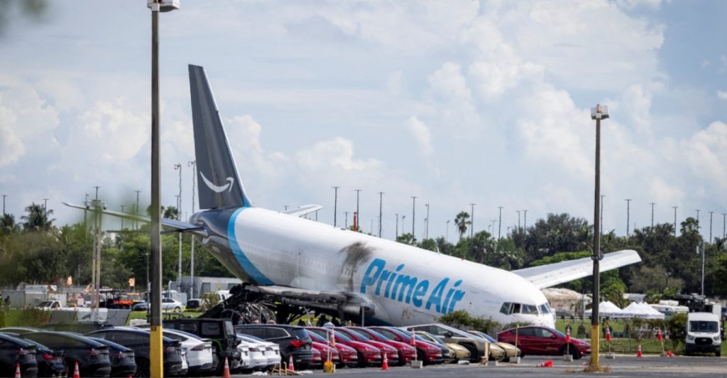 260908051754_amazon_cargo