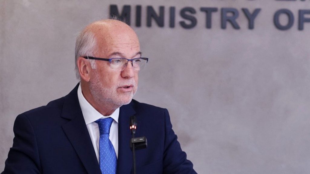 Γ. Φλωρίδης: Το ΠΑΣΟΚ αυτογελοιοποιήθηκε στη Βουλή - Παρακμιακό το ντουέτο του Δουδωνή με την Κωνσταντοπούλου