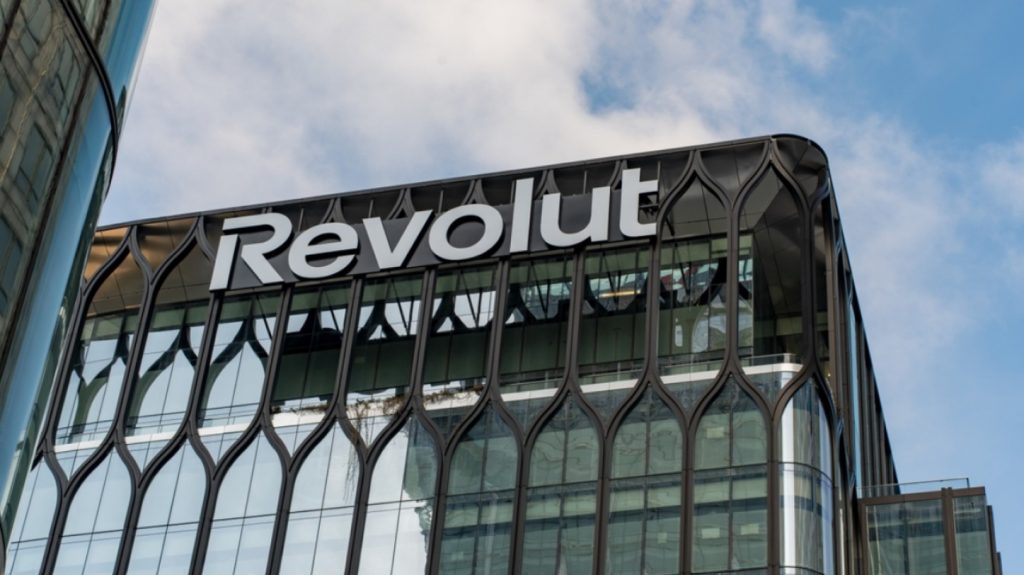 Financial Times: Χάκερ ζητούν λύτρα $3 εκατ. από τη Revolut για να μην πουλήσουν δεδομένα πελατών - Τι λέει η εταιρεία