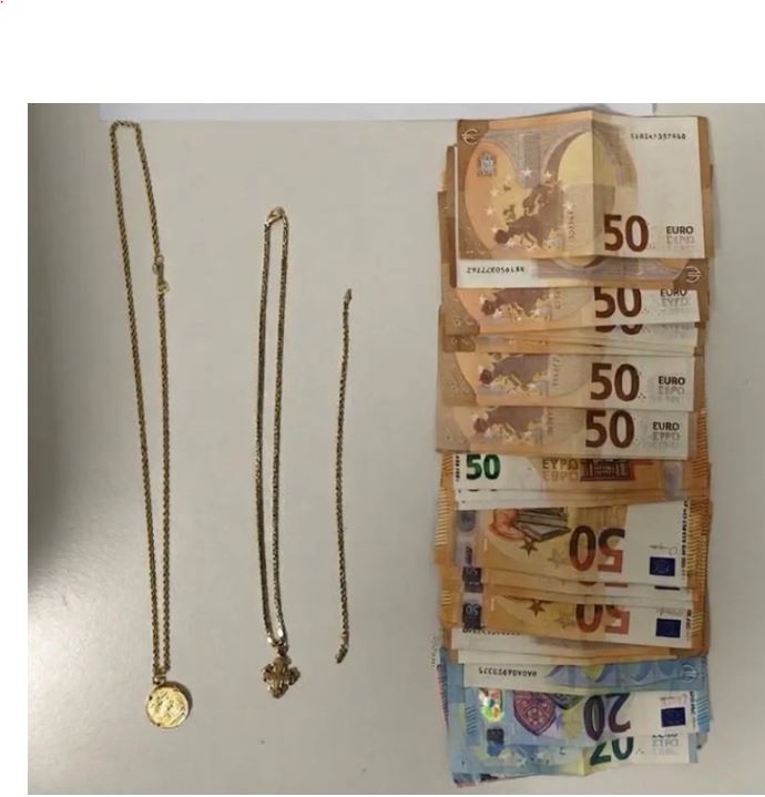 260918140001_απατη