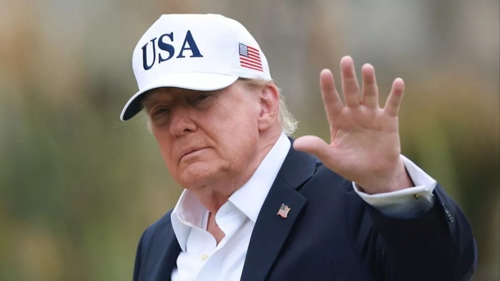 Δικαστικό «μπλόκο» στον Τραμπ: CNN, MS NOW και Politico επιστρέφουν στον Λευκό Οίκο