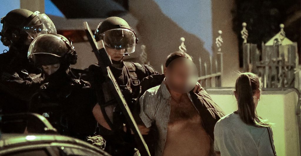 Νίκαια: Τι λέει η 44χρονη που κρατούσε όμηρο ο σύντροφός της - «Άρχισε να φωνάζει και να απειλεί πως θα βάλει βόμβα»