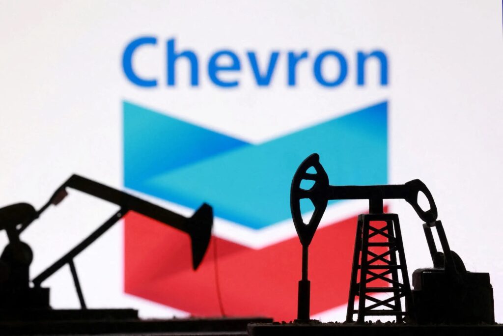 HELLENiQ ENERGY: Οι αθέατες κινήσεις της Chevron και το σενάριο αποχώρησης Λάτση