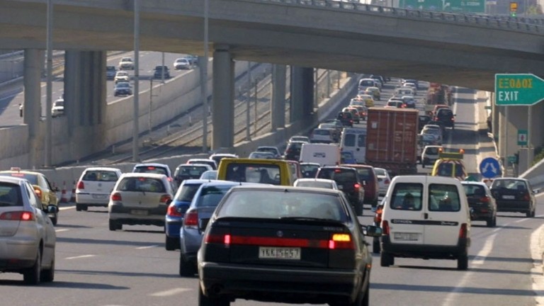 Έρχεται υποχρεωτική απόσυρση για 2,5 εκατομμύρια αυτοκίνητα στην Ελλάδα -Τι πρέπει να κάνουν άμεσα οι ιδιοκτήτες τους