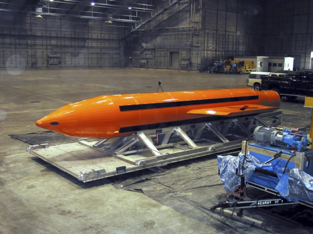 261016143624_Moab-mitera-olon-ton-vomvon-bomb-1280×960