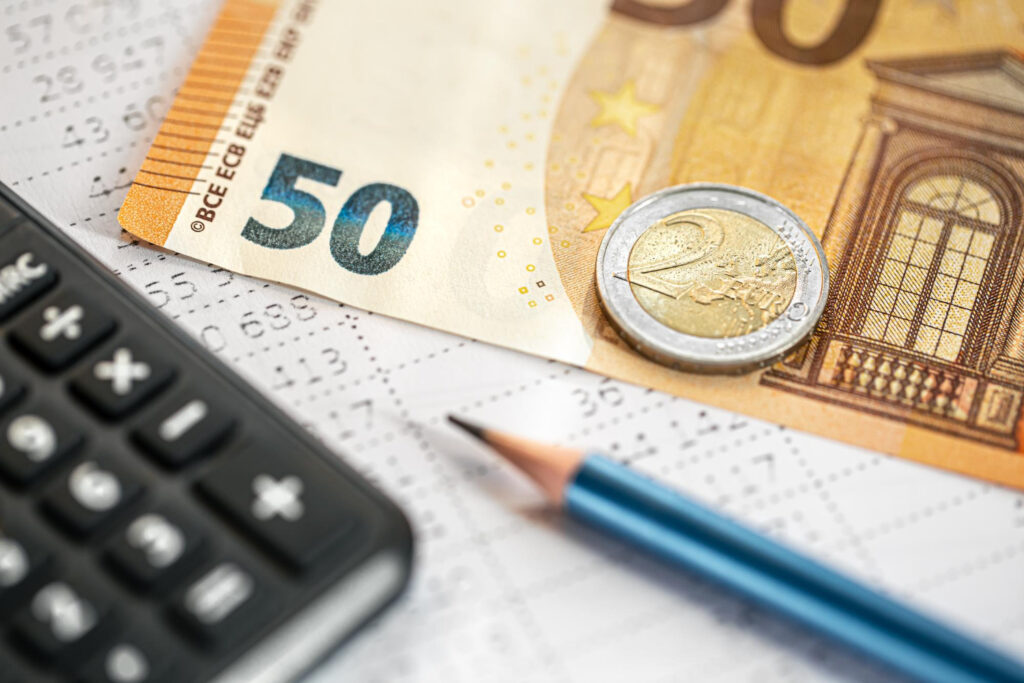 120 δόσεις: Νέα ανάσα για τις επιχειρήσεις  – Το «αγκάθι» των 24 και 48 δόσεων για τις οφειλές του 2024