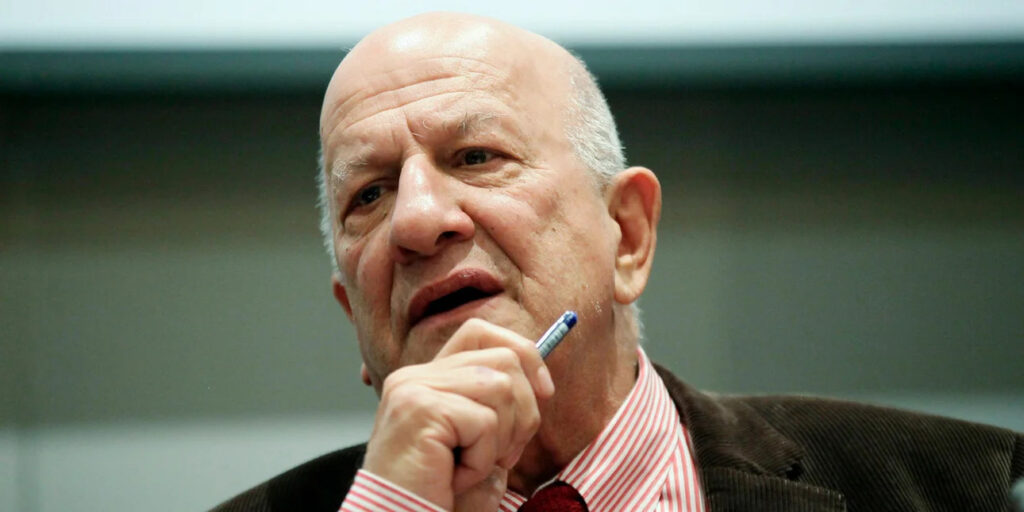 261001140942_panoutsos-antonis-esiea-stilo.jpg
