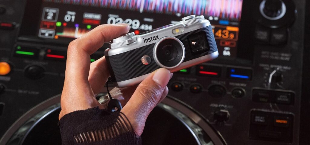 261002084853_instax-pal-2-image