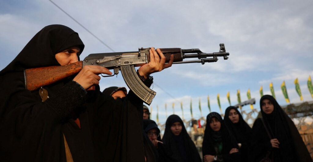 261005113209_woman_tehran_maketa