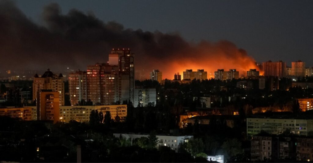 Πόλεμος στην Ουκρανία: Δυο νεκροί στη νυχτερινή επίθεση της Ρωσίας στο Κίεβο