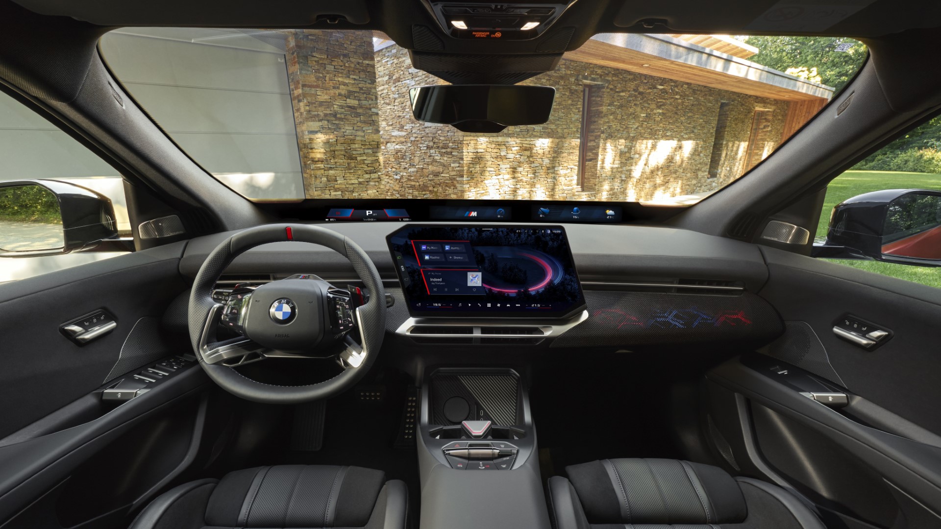 BMW iX4: Πανευρωπαϊκή πρεμιέρα στην Αθήνα για το νέο ηλεκτρικό SUV Coupé