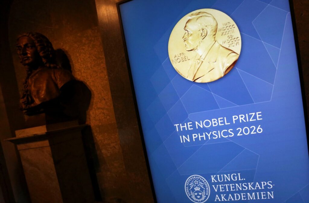 261012203912_nobel