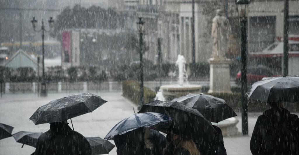 Αναβαθμίστηκε σε Δελτίο Επικίνδυνων Καιρικών Φαινομένων το έκτακτο της ΕΜΥ - Στο «κόκκινο» 12 περιοχές σήμερα