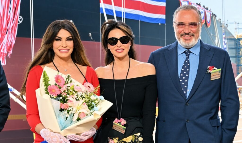 Ο Τσάκος κρατά αποστάσεις από την Κίμπερλι Γκιλφόιλ