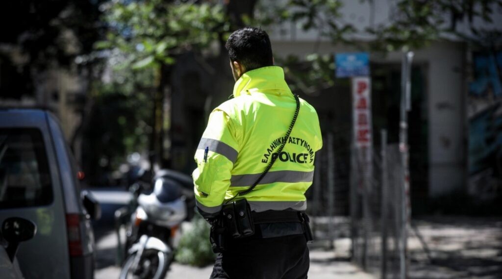Διακοπή κυκλοφορίας στα Εξάρχεια λόγω διαρροής φυσικού αερίου