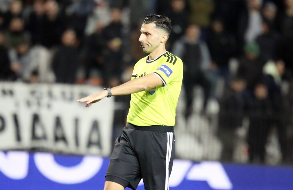 261022141634_5393160-1