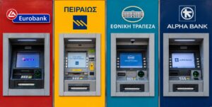 Τράπεζες: Το νέο παιχνίδι των εξαγορών και οι συμμαχίες δισεκατομμυρίων στην Ευρώπη – Τα οφέλη για τους μετόχους και τα νέα δεδομένα που διαμορφώνονται στην αγορά