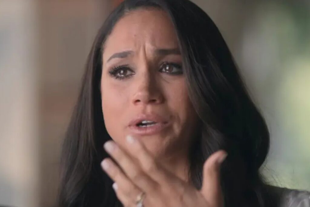 261023160416_markle