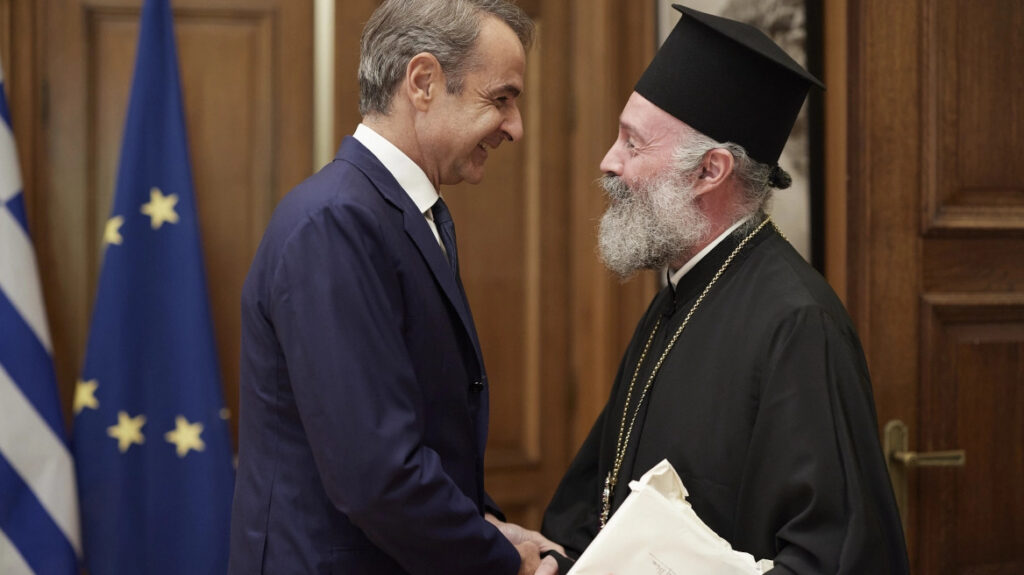 Επιστολική ψήφος για τους Έλληνες του εξωτερικού στις επόμενες εκλογές, είπε ο Κυριάκος Μητσοτάκης στον Αρχιεπίσκοπο Αυστραλίας Μακάριο