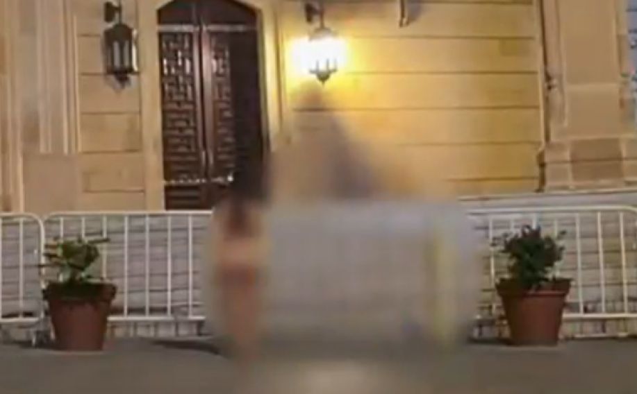 Γυναίκα στη Βηρυτό