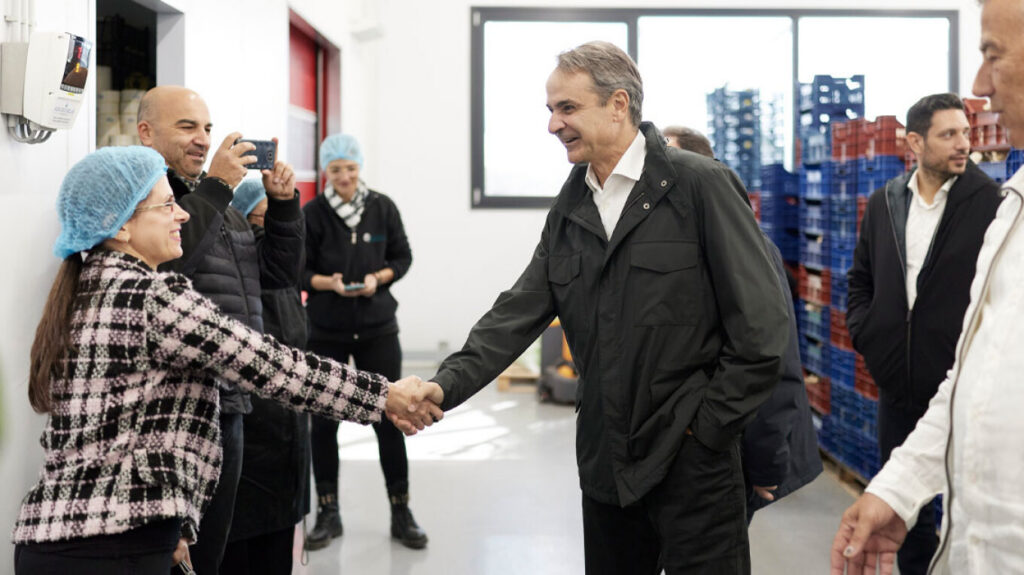 Κ. Μητσοτάκης: «Η κυβέρνησή μας κλείνει μεθοδικά εκκρεμότητες δεκαετιών» - Το βίντεο από την περιοδεία του Πρωθυπουργού στο Κιλκίς