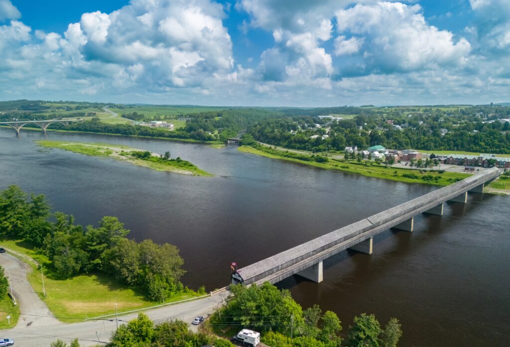 Hartland,Covered,Bridge,In,Hartland,,New,Brunswick,,The,World’s,Longest